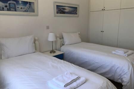 Kings Palace - Superb 2 Bed Ground Floor Apartment Paphos Exteriér fotografie