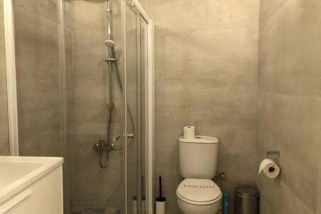 Kings Palace - Superb 2 Bed Ground Floor Apartment Paphos Exteriér fotografie