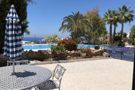 Kings Palace - Superb 2 Bed Ground Floor Apartment Paphos Exteriér fotografie